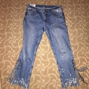Zara Distressed Zara Lace up gingham ribbon